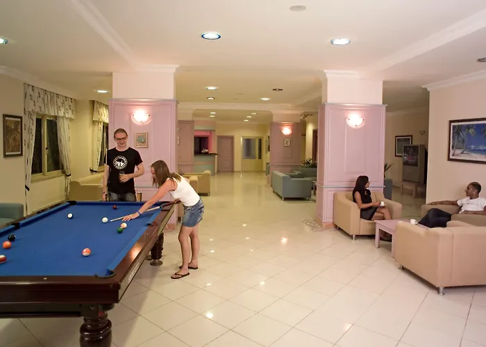 Hotel Line 3*